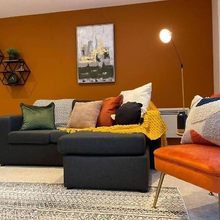 Paramount City Living 105 Swindon Buitenkant foto
