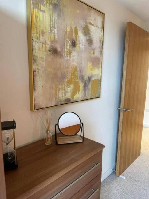 Paramount City Living 105 Swindon Buitenkant foto