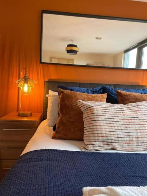 Paramount City Living 105 Swindon Buitenkant foto
